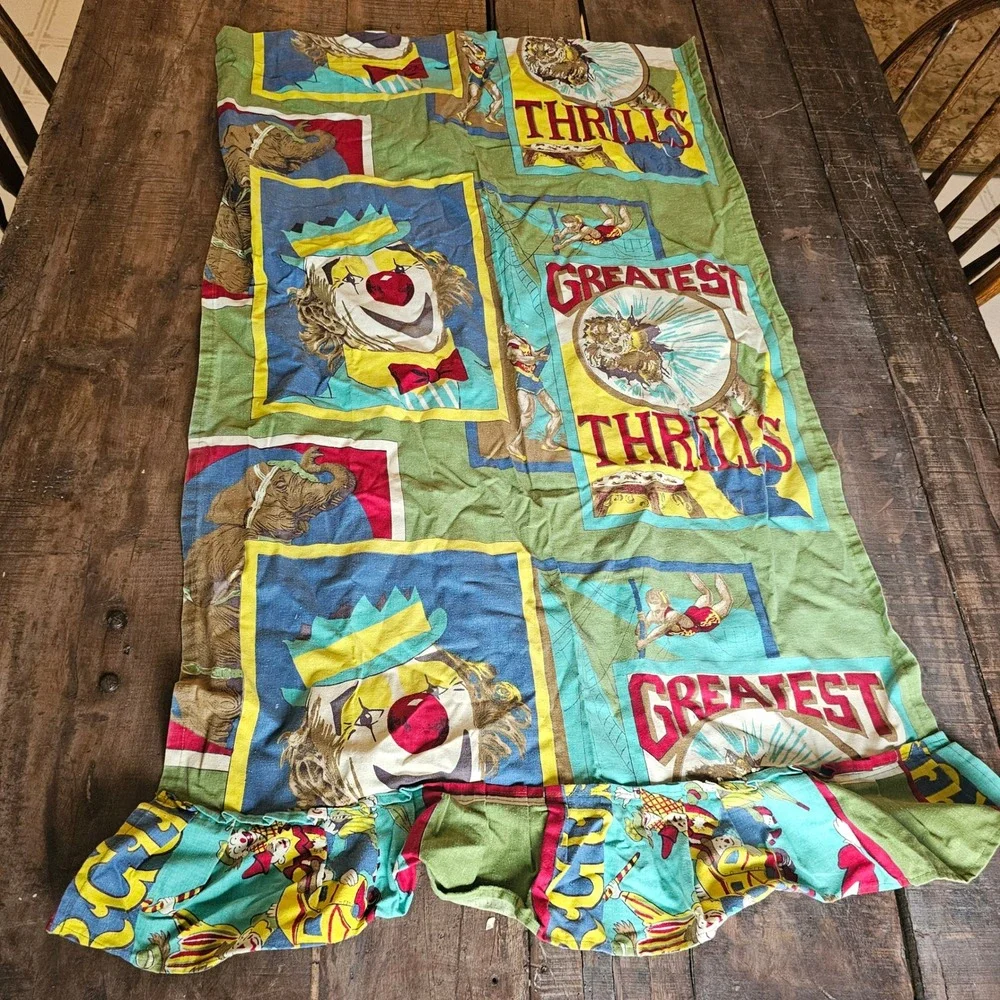 MCM‎ Vintage Circus Valance Curtain Panel Greatest Thrill Clown Elephant Ruffle